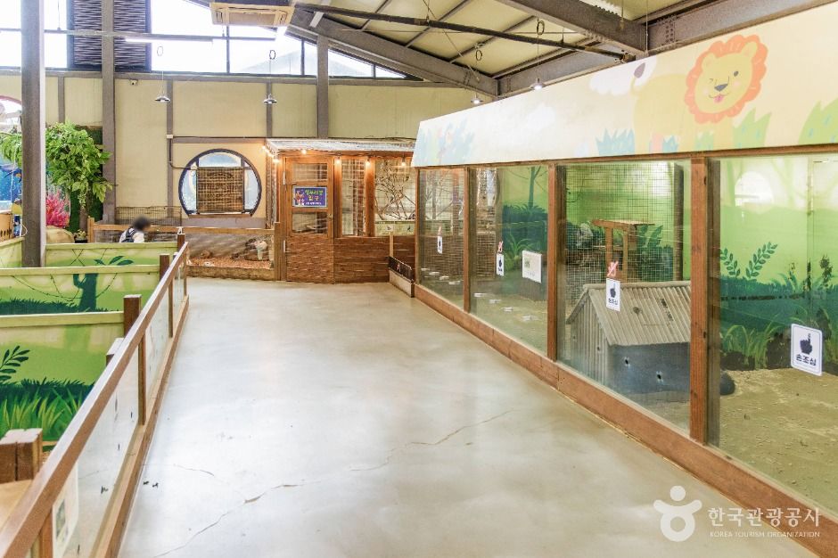 thumbnail-익산 액션하우스-3