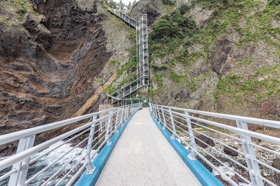 행남 저동 해안산책로 (울릉도, 독도 국가지질공원)
