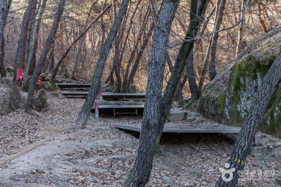 thumbnail-성주봉자연휴양림-14