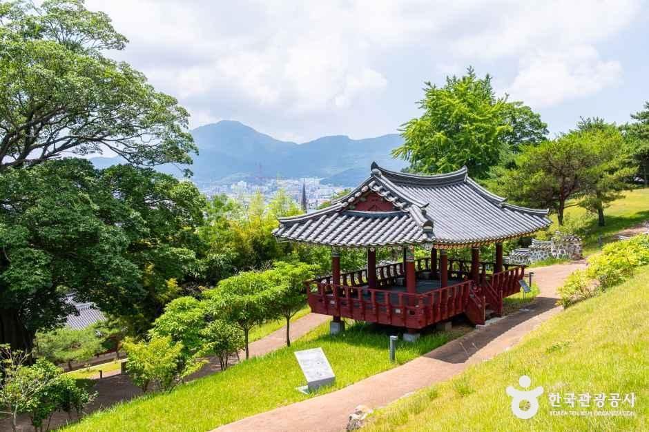 thumbnail-통영 삼도수군통제영-6