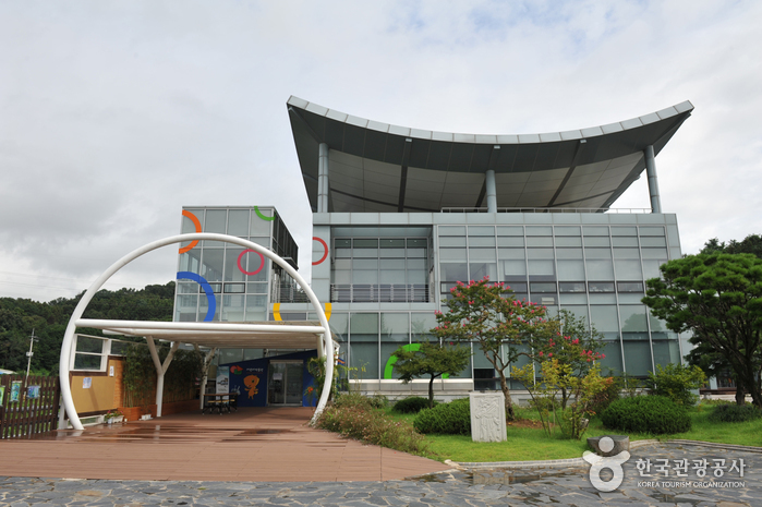 Museo Nacional de Gwangju (국립광주박물관)