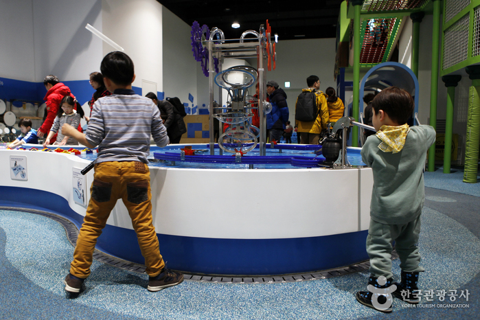 Centre national des sciences à Busan (국립부산과학관)