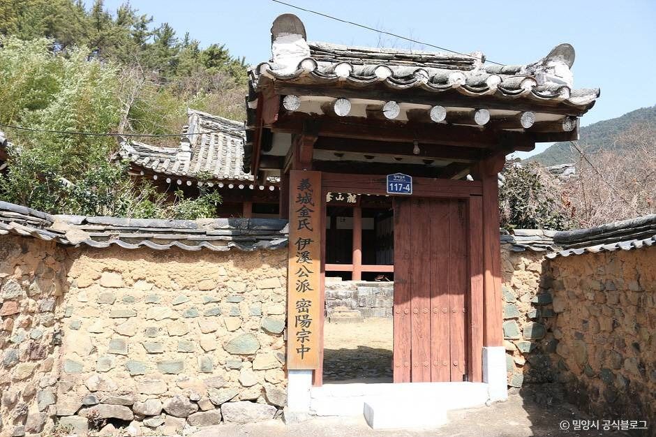 용산서원(밀양)