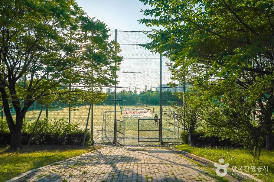 thumbnail-남산녹지공원-1