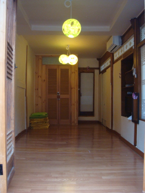 Hongranmideok (홍란미덕)