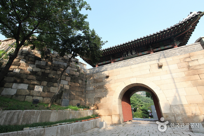 thumbnail-Changuimun Gate - Jahamun Gate (창의문(자하문))-6