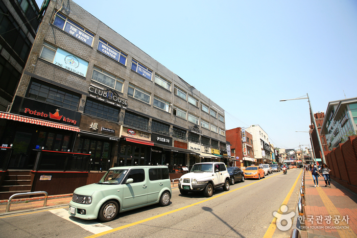 경리단길 입구