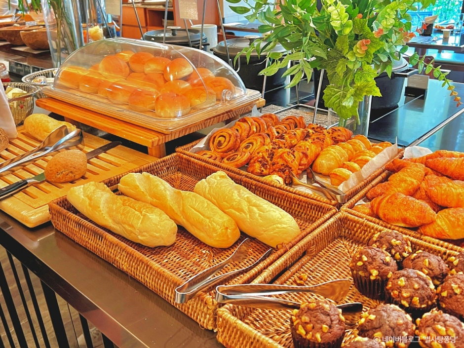 COURTYARD MARRIOTT SEOUL BOTANIC PARK Garden Kitchen（코트야드 메리어트 서울 보타닉 파크 가든키친）