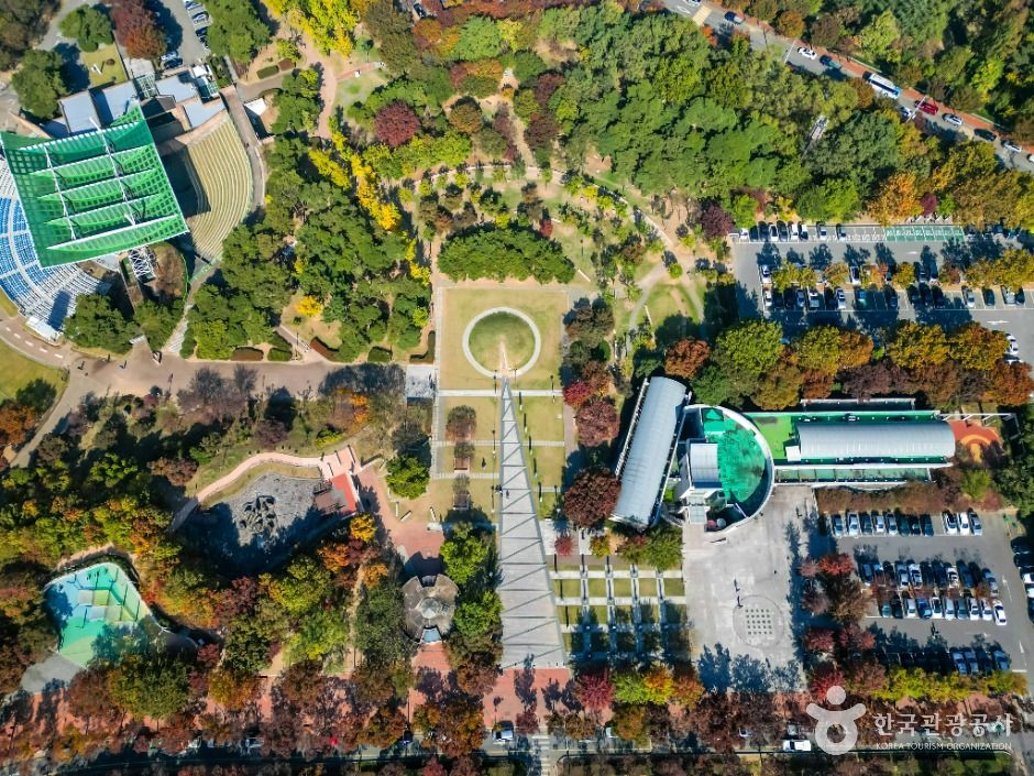 thumbnail-대구두류공원-4