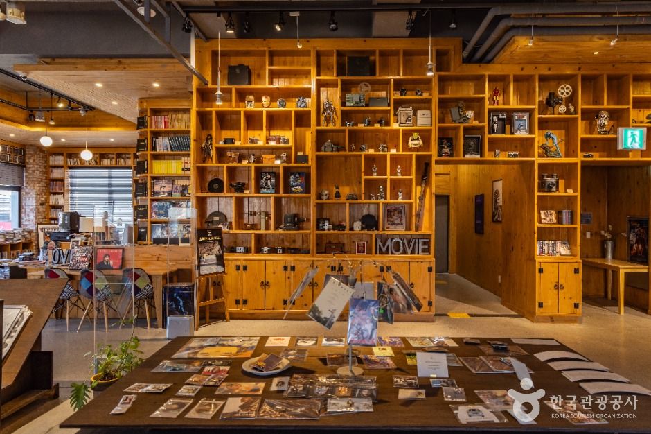 전주영화호텔 영화도서관