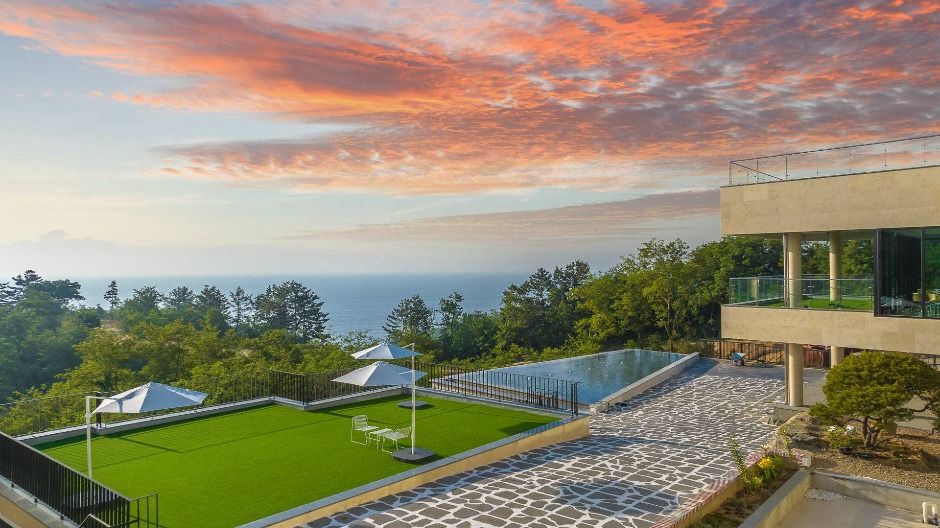 리브포레스트 풀빌라리조트