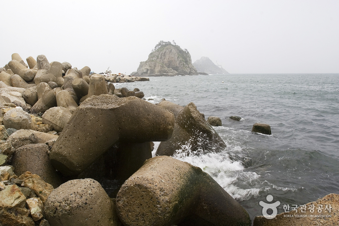 Oryukdo Island (오륙도)