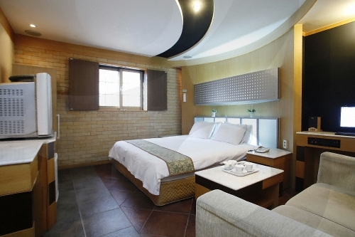 Hotel Kobos (코보스호텔)