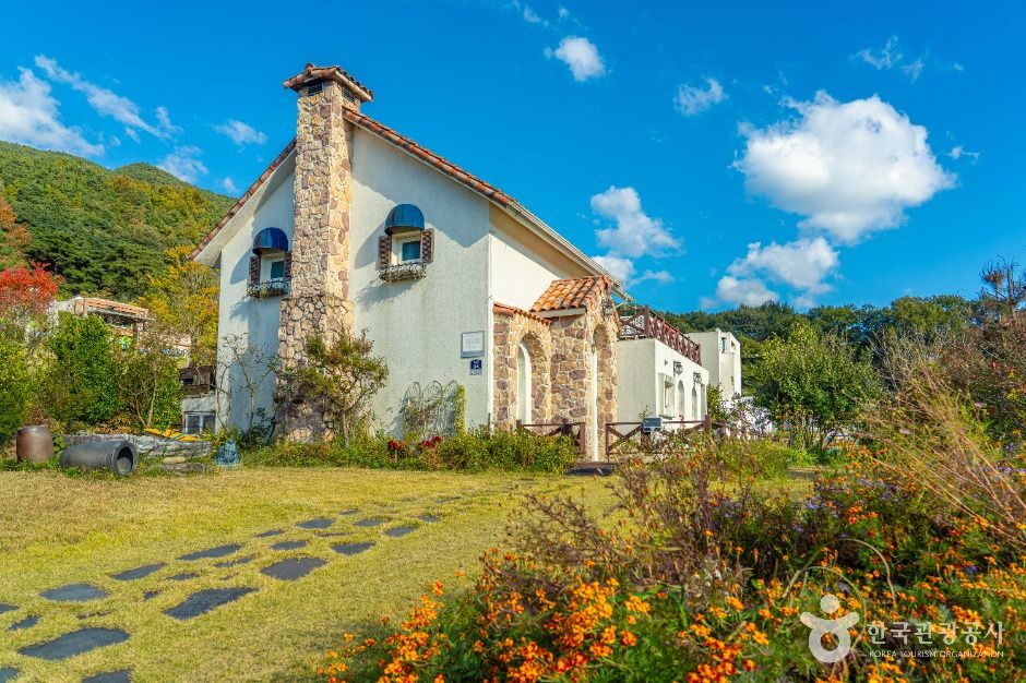 thumbnail-구례예술인마을-5