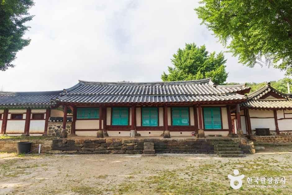 thumbnail-태안향교-15