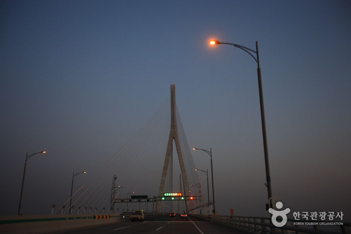 Incheon Bridge (인천대교)