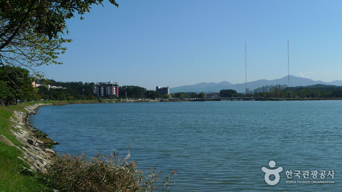 Gyeongpo Beach (경포해변)