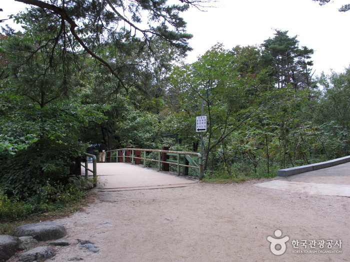 Sinheungsa Temple (Seoraksan) (신흥사(설악산)