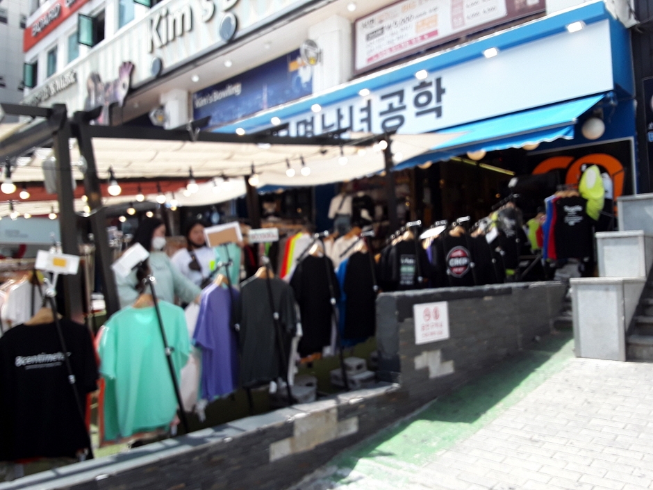 Cq - Busan Seomyeon Branch [Tax Refund Shop] (CQ 부산서면)