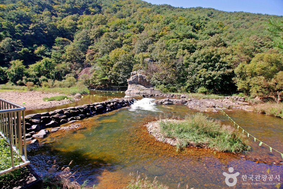 Seowongyegok Valley (서원계곡)