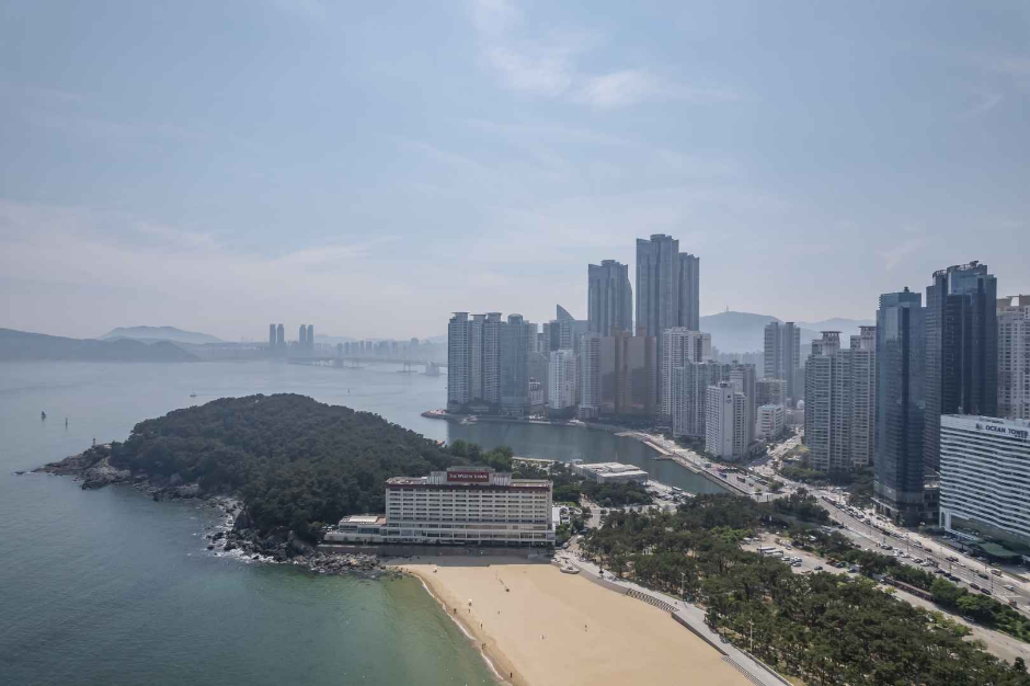 海雲臺海水浴場(해운대해수욕장)