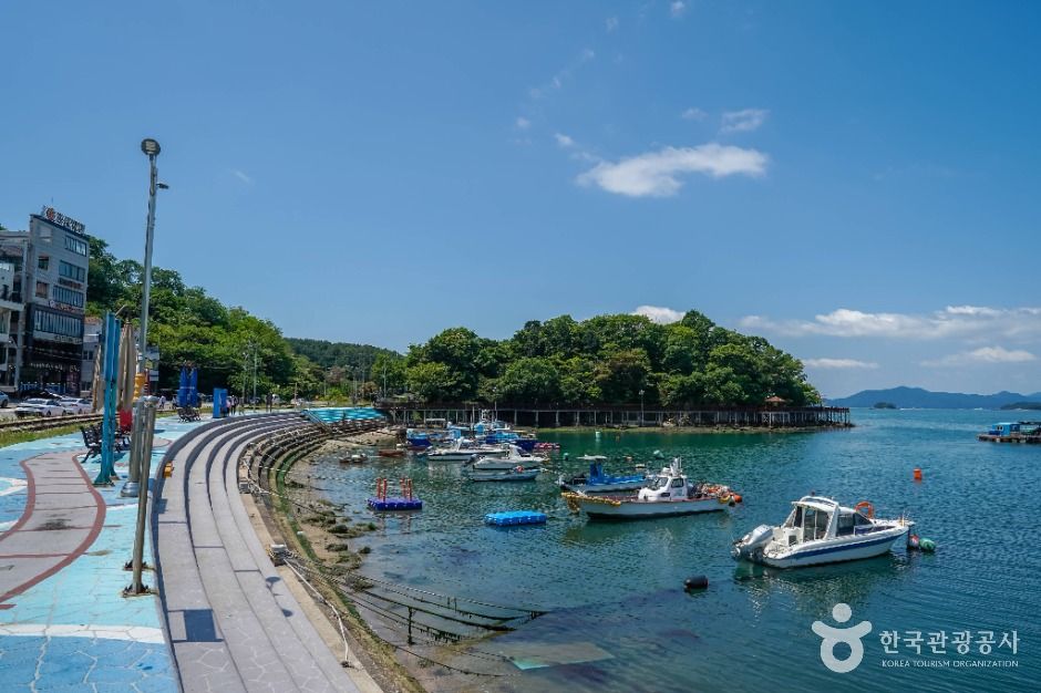 thumbnail-진해해안도로-2