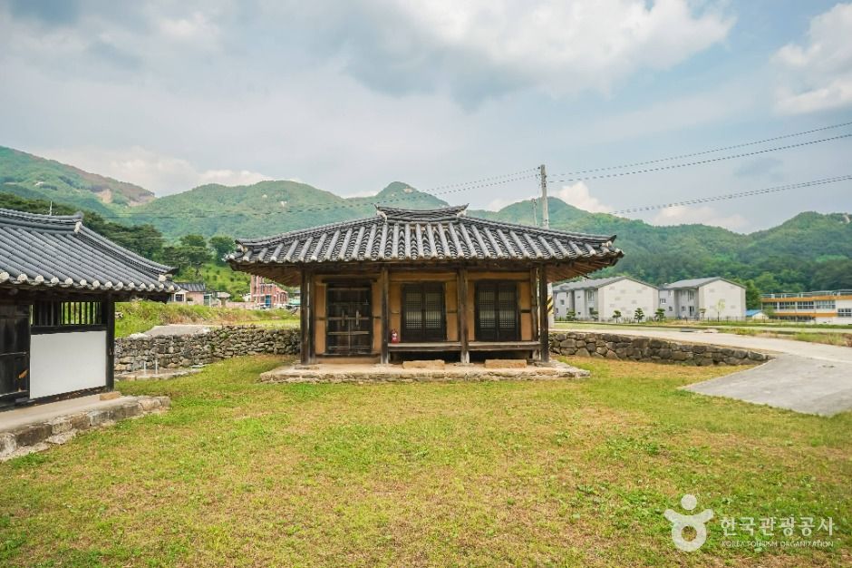 thumbnail-거창 갈천서당-2