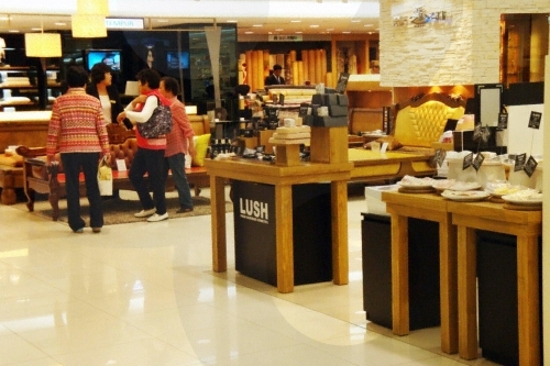 LOTTE Department Store – Busan Main Store (롯데백화점 (부산본점))5