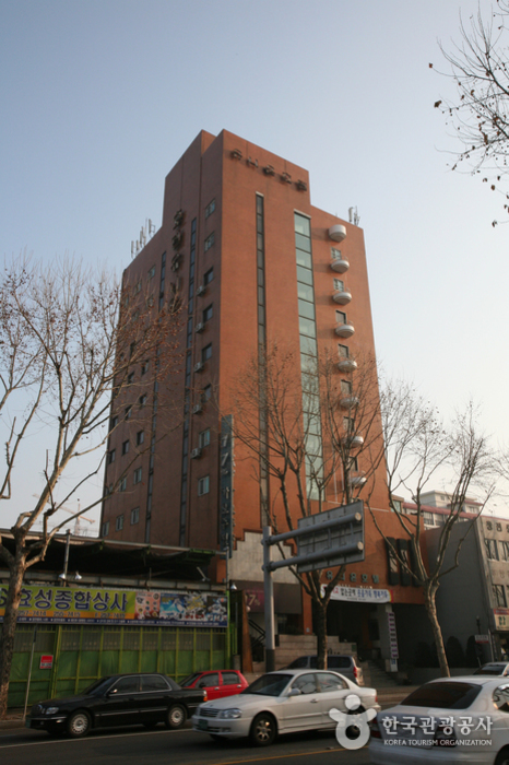 Union Tourist Hotel (유니온관광호텔)