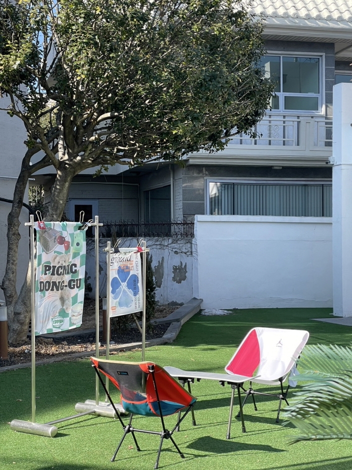 thumbnail-여행자의 집-15