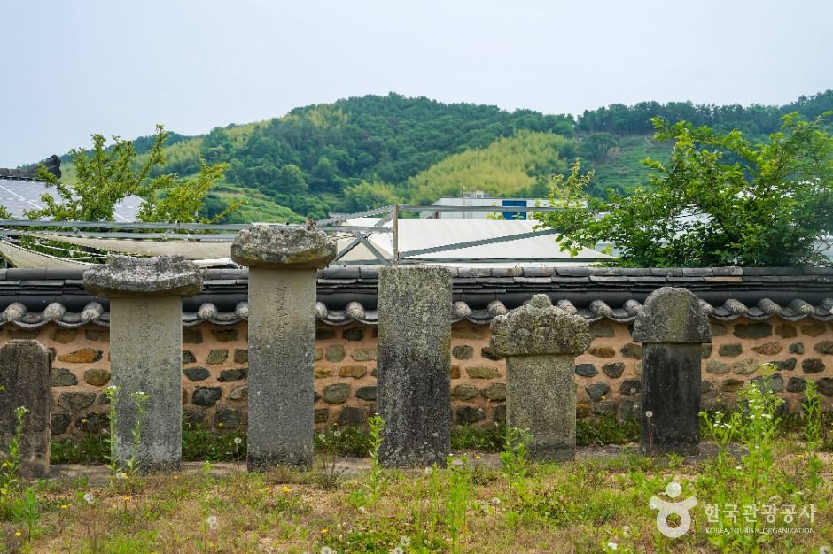 장목진객사
