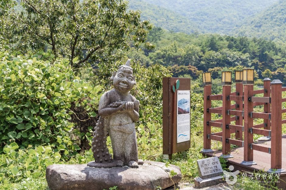 마천목장군과 도깨비살