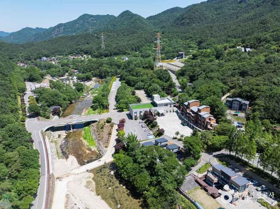 thumbnail-장령산자연휴양림-9