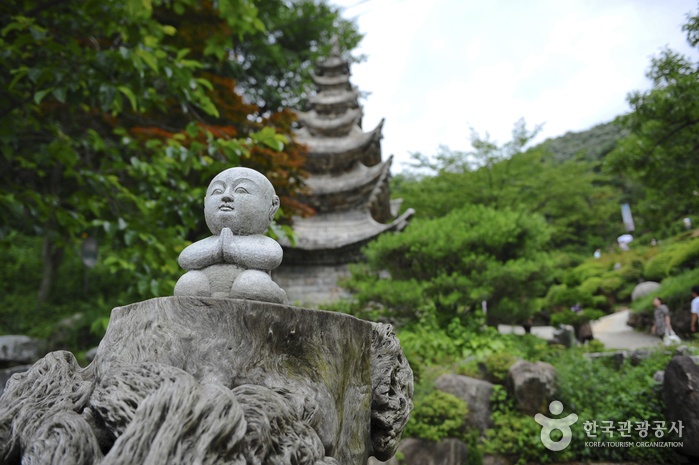 Wawoojongsa Temple (Waujeongsa) (와우정사)