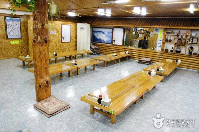Jeongin生鱼片餐厅（정인회식당）