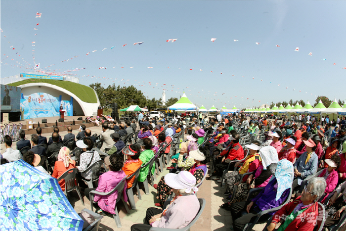 Festival del Pulpo y de Productos del Mar de Homigot (호미곶 돌문어 수산물 축제)