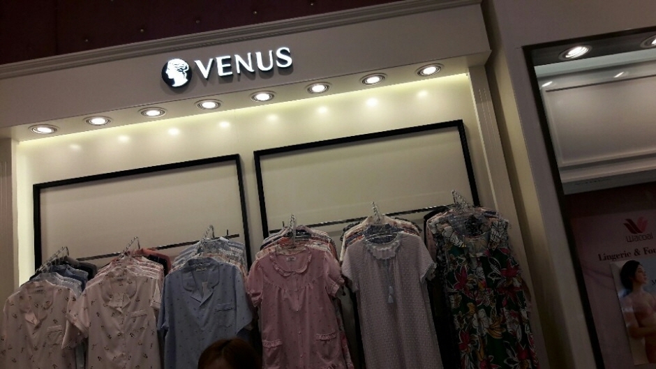 Venus - Lotte Suwon Branch [Tax Refund Shop] (비너스 롯데 수원)