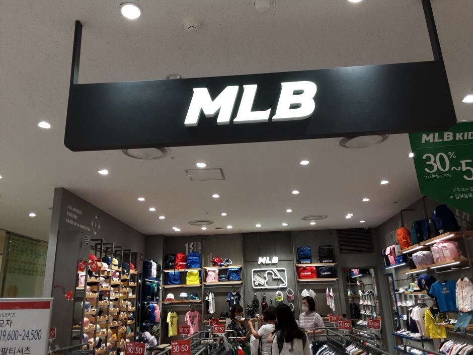 [事後免税店] MLBキッズ・ロッテナマク（南岳）（MLB키즈 롯데남악）