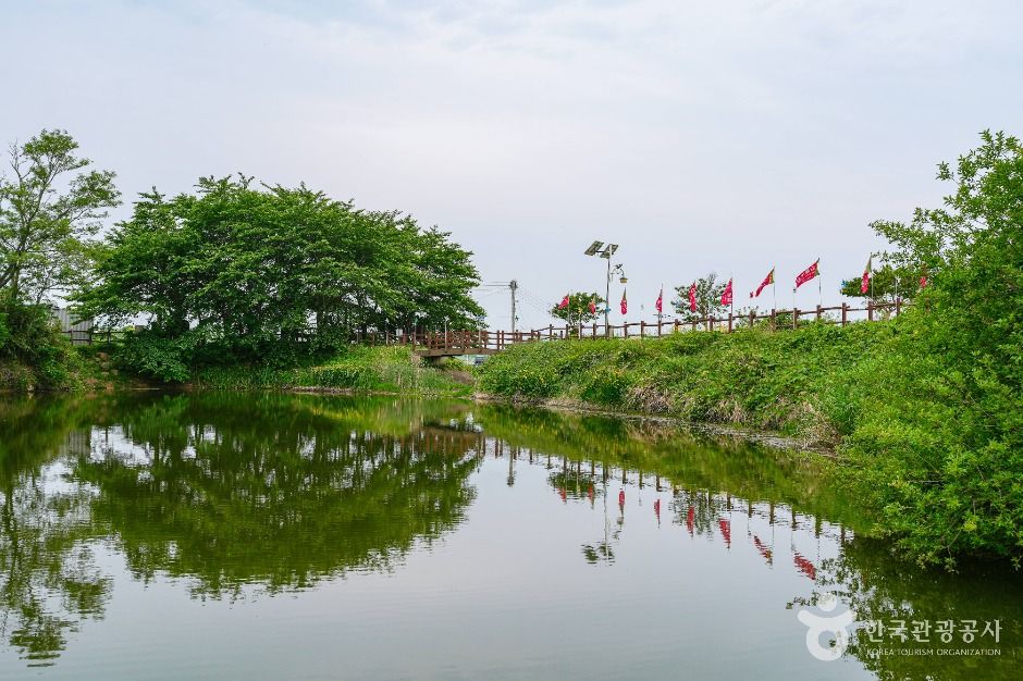 화동못수변공원