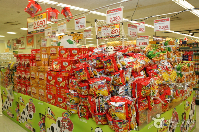 Супермаркет E-mart на Ёнсане (이마트-용산점)