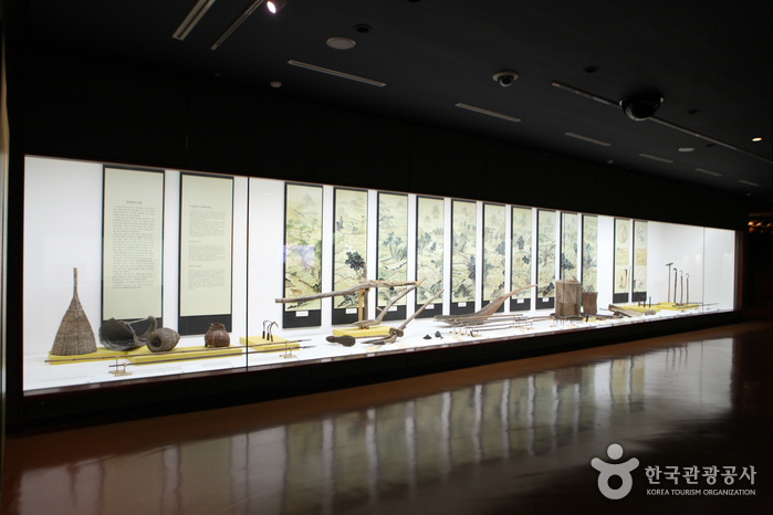 Jeonju National Museum (국립전주박물관)
