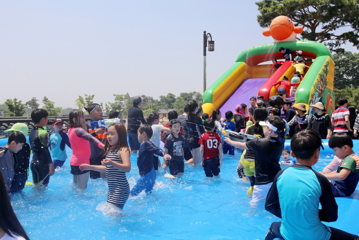 세종대왕과 초정약수축제2