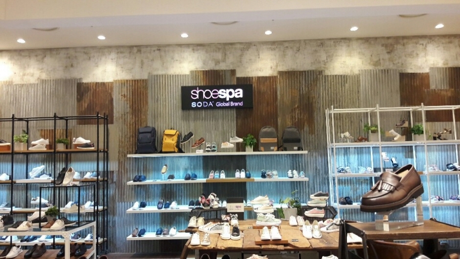 Shoespa - Lotte Mall Suwon Branch [Tax Refund Shop] (슈스파 롯데몰 수원)