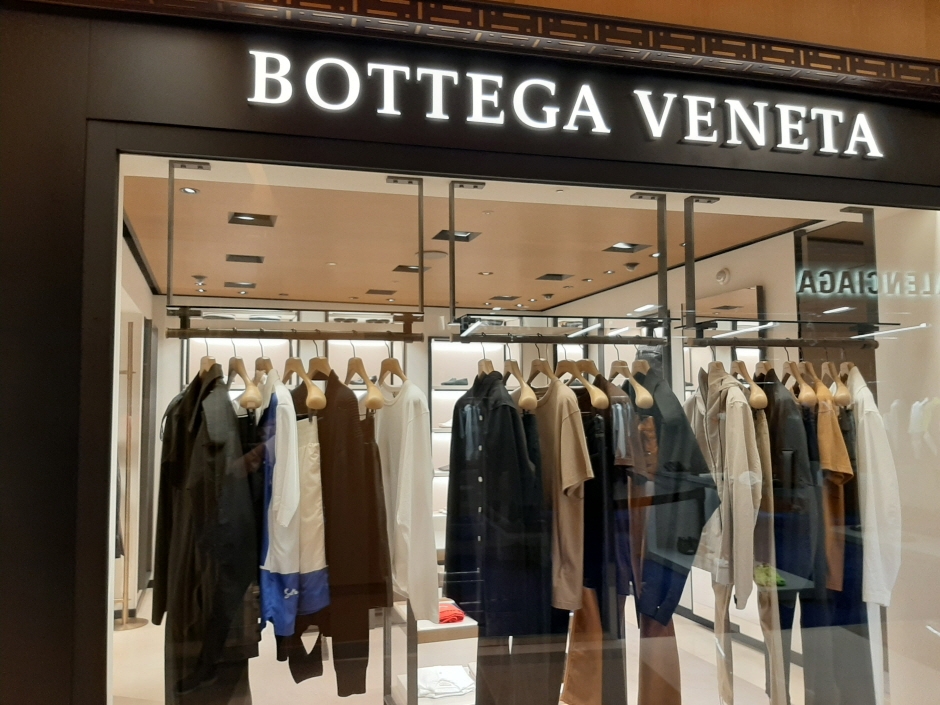 Bottega Veneta Men - Shinsegae Gangnam Branch [Tax Refund Shop] (보테가베네타 신세계 강남점 남성)