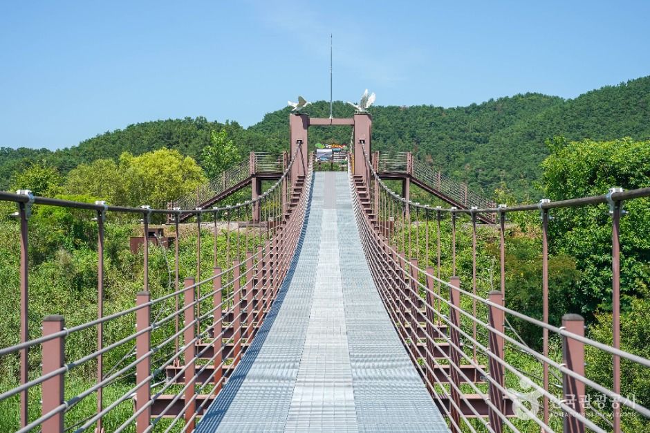 우포출렁다리