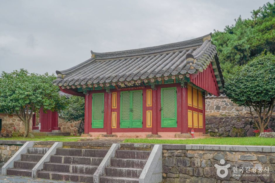 thumbnail-구고사 및 김완장군부조묘-8