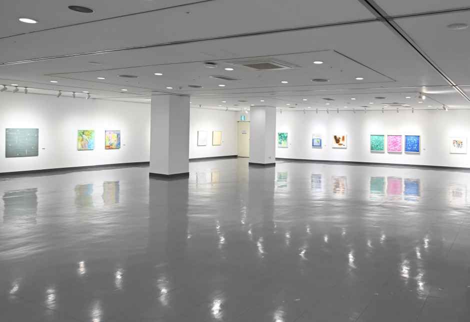 thumbnail-경상남도문화예술회관-3