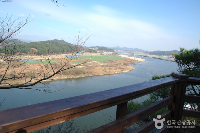 Busosanseong Fortress of Buyeo (부여 부소산성)