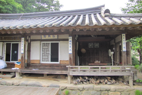 Uhyangdaok House (Yuyeonje) (유연제-우향다옥)