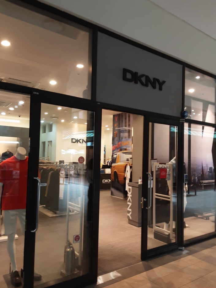 The Handsome Dkny - Lotte Paju Branch [Tax Refund Shop] (한섬 DKNY 롯데파주)